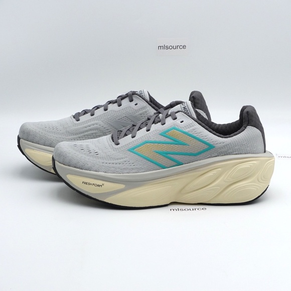 NEW XWIDE 4E Men's New Balance Fresh Foam X More v5 Sneakers MMORLJ5 Grey - Picture 1 of 8